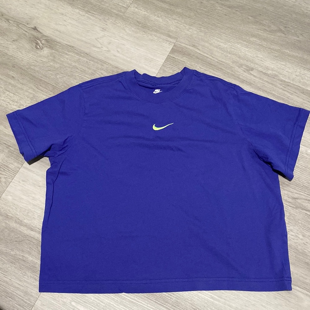 Nike New Without Tags Tee